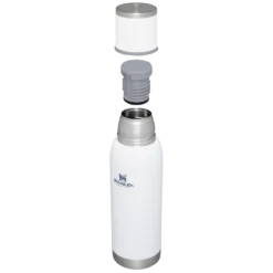 Stanley Adventure To-Go Bottle | 25 OZ -Drinkware Shop B2B Web PNG The Adventure 2 0 To Go Bottle 25oz Polar Hero Exploded