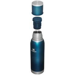 Stanley Adventure To-Go Bottle | 1.1 QT -Drinkware Shop B2B Web PNG The Adventure To Go Bottle 1 1QT Blue Glow Hero Exploded