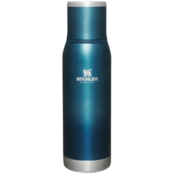 Stanley Adventure To-Go Bottle | 25 OZ -Drinkware Shop B2B Web PNG The Adventure To Go Bottle 25OZ Blue Glow Front