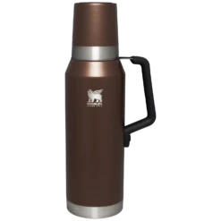 Stanley Forge Thermal Bottle | 1.4 QT -Drinkware Shop B2B Web PNG The Forge Thermal Bottle 1 4QT Bronze Moon Front 77e60001 6d48 44dc a578 50de6eca8dee