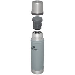 Stanley Classic Legendary Bottle | 20 OZ -Drinkware Shop B2B Web PNG The Legendary Classic Bottle 20OZ Hammertone Silver Hero Exploded ec770d8d 9ebe 4e25 baaa fad18ef02b37