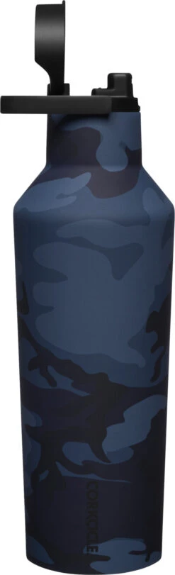 Corkcicle Camo Sport Canteen Bottle - 32 Oz|-|Bouteille Camo Sport Canteen - 32 Onces -Drinkware Shop CRK 2032 7E 7EDetail2 20Navy 20Camo