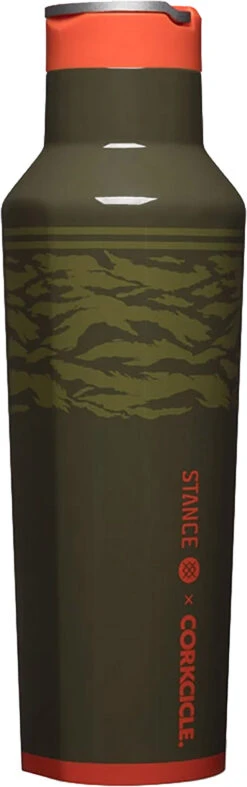 Corkcicle Stance Edition Sport Canteen Bottle - 20 Oz|-|Bouteille Sport Canteen édition Stance - 20 Onces 18 Corkcicle Stance Edition Sport Canteen Bottle - 20 Oz|-|Bouteille Sport Canteen édition Stance - 20 Onces -Drinkware Shop CRK SS2020 7E 7EDetail1 20Warbirds