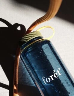 Foret Forét X Nalgène Bottle|-|Bouteille Forét X Nalgène -Drinkware Shop FRT 1935 7E 7ELifestyle 20Blue