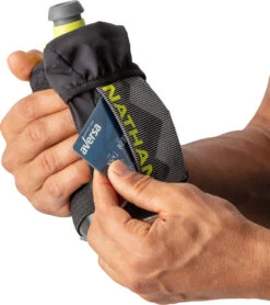 Nathan QuickSqueeze Handheld Bottle 12oz - Unisex|-|Bouteille à Ordinateur De Poche QuickSqueeze 12oz - Unisexe -Drinkware Shop NAT NS70280 7E 7EDetail2 20Black 20 20Finish 20Lime
