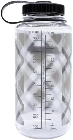 Nalgene Tritan 32oz Wide Mouth Bottle - Plaid|-|Bouteille Tritan Large Goulot 32 oz - Motif à Carreaux -Drinkware Shop NLG 682020 0130 7E 7EBack 20Plaid 20Beige