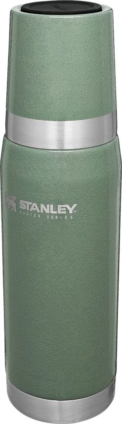 Stanley Master Vacuum Bottle 25 Oz|-|Bouteille Isotherme Master 750 Ml -Drinkware Shop STL 10 02660 003 7E 7EFront 20Hammertone 20Green