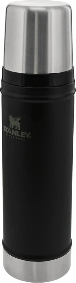 Stanley Classic Legendary Bottle 20oz|-|Bouteille Classic Legendary 20oz -Drinkware Shop STL 10 07931 7E 7EDetail1 20Matte 20Black