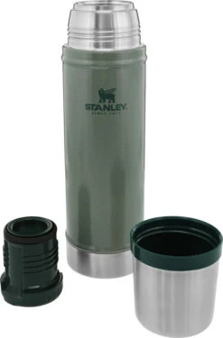 Stanley Classic Legendary Bottle 20oz|-|Bouteille Classic Legendary 20oz -Drinkware Shop STL 10 07931 7E 7EDetail3 20Hammertone 20Green