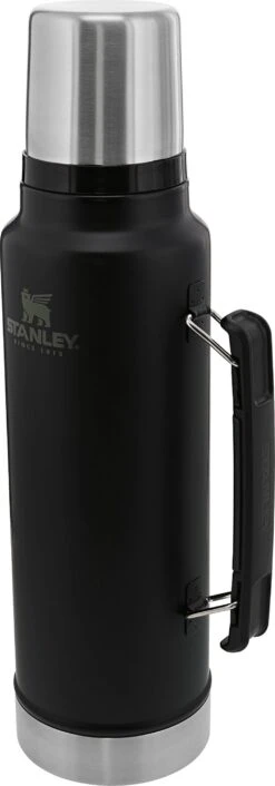 Stanley Classic Legendary Bottle 1.5qt|-|Bouteille Classic Legendary 1.5qt 31 Stanley Classic Legendary Bottle 1.5qt|-|Bouteille Classic Legendary 1.5qt -Drinkware Shop STL 10 07933 7E 7EFront 20Matte 20Black