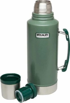 Stanley Classic Legendary Bottle 2.0qt|-|Bouteille Classic Legendary 2.0qt -Drinkware Shop STL 10 07934 7EHammertone 20Green 7Eset 7ca92d43 1d48 4cc3 9425 084841612ba1
