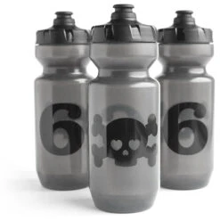Skull Bottle|-|Bouteille Skull -Drinkware Shop TWS 121001 24 7E 7EA 20Gray d2b84dfc 5d72 495d 8a30 5f0ed45b3468