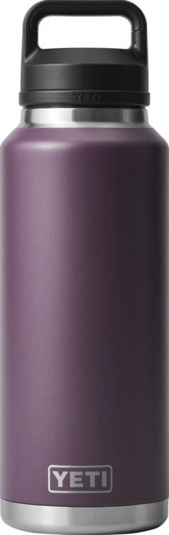 Yeti Rambler 1.36 L Bottle With Chug Cap|-|Bouteille Rambler 1,36l -Drinkware Shop YET YRAM46 7ENordic 20Purple
